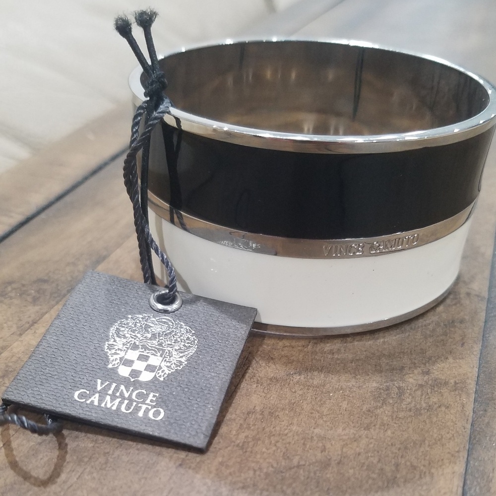 Vince Camuto color bracelet